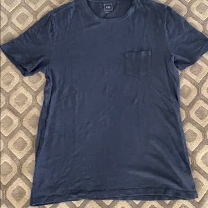 GAP crewneck T-shirt